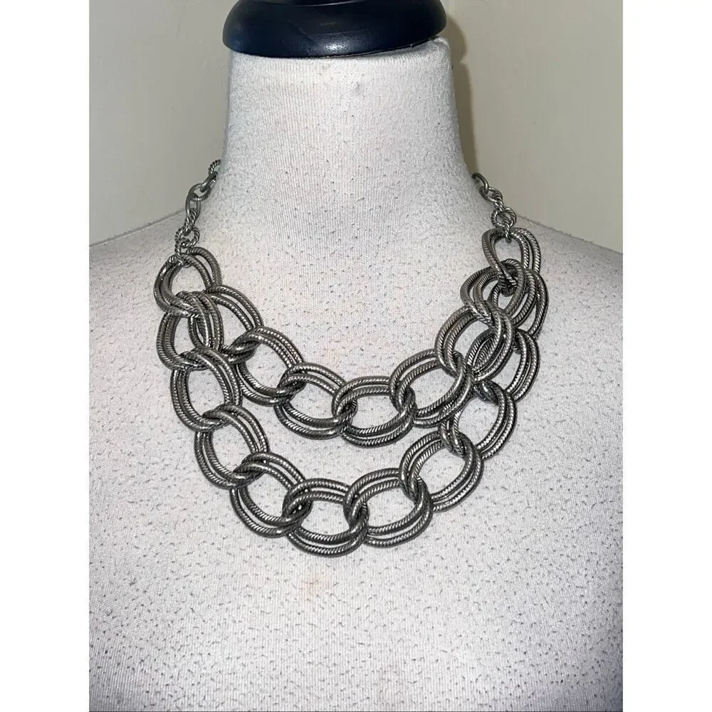 White House Black Market Women's Double Loop Link Statement Necklace Silver OS